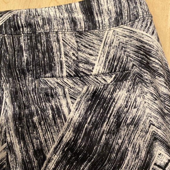 Lululemon jogger - Picture 6 of 7